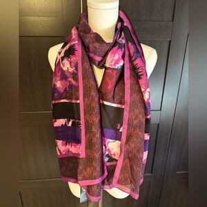 Stunning and Vibrant Floral Print WHBM Scarf BNWT
